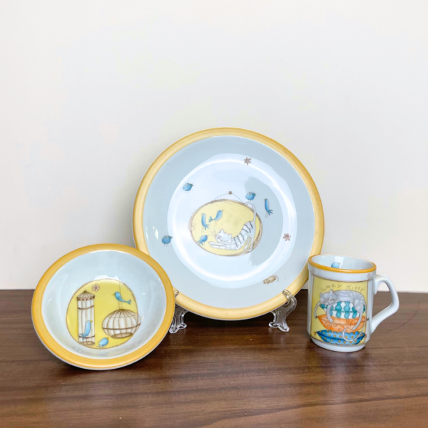 GATINHO E GAIOLA - CANECA INFANTIL EM PORCELANA DECORADA - Imagem 3