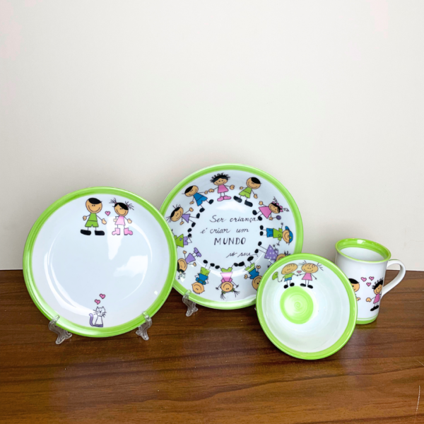 BONECOS DE PALITO - PRATO DE SOBREMESA INFANTIL EM PORCELANA DECORADA